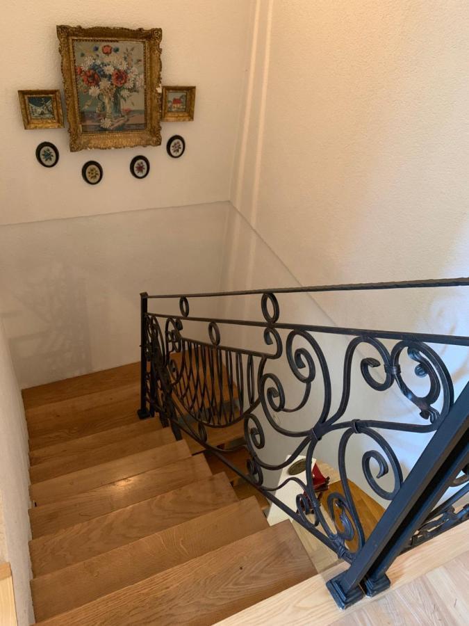 Hostal Domacinstvo Bakic Irig Exterior foto
